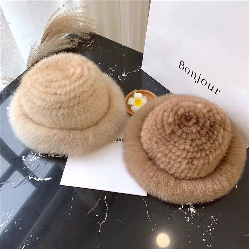 š
Early Christmas Sale Buy 3 Get 1 FreešWomenās Winter Furry Hat